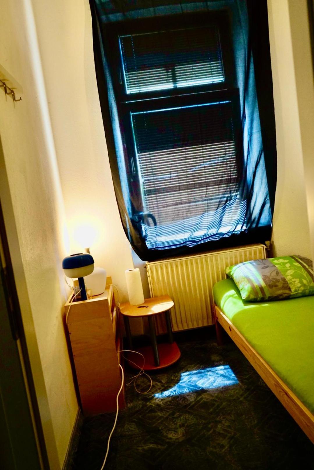U6 Schoepfwerk Hostel 1 Vienna Exterior photo